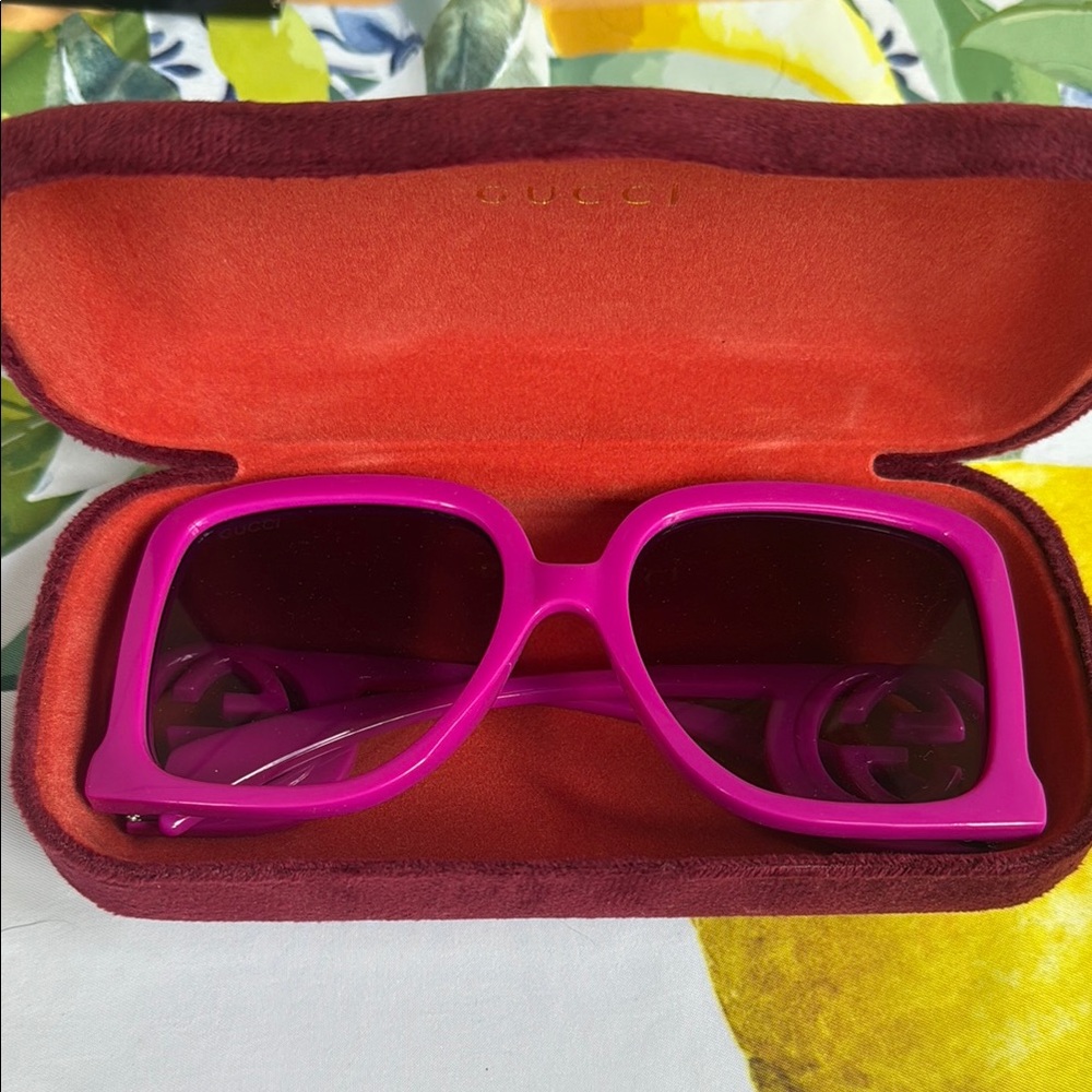 Women’s Pink Square Frame Sunglasses